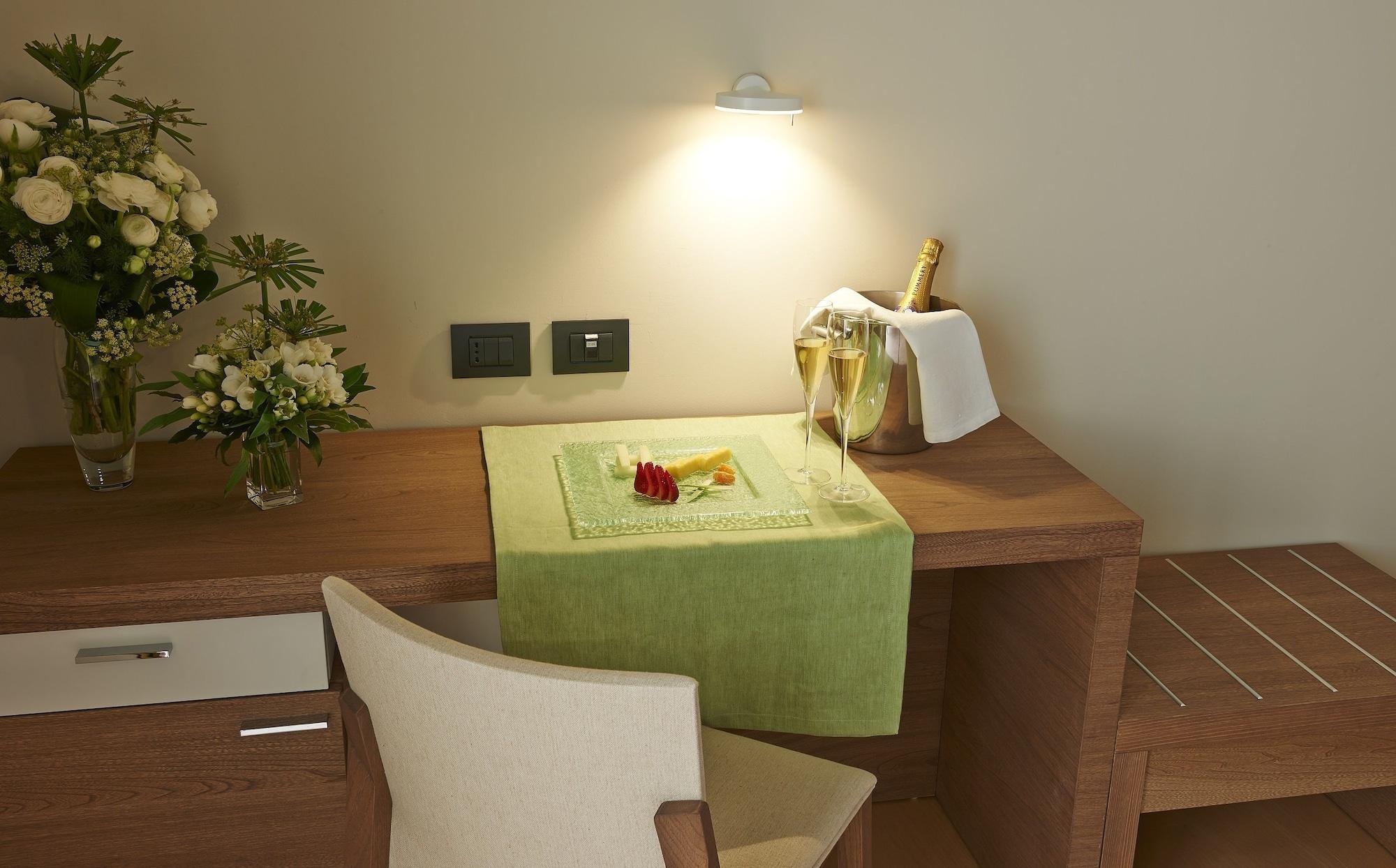 Cala Cuncheddi - Vretreats Hotel Olbia Buitenkant foto